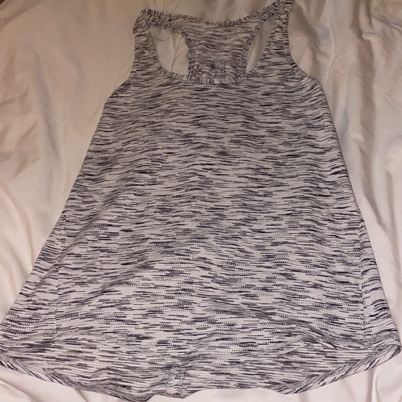 Lululemon, size 8 or 6, tank in grey and white - Picture 1 of 3